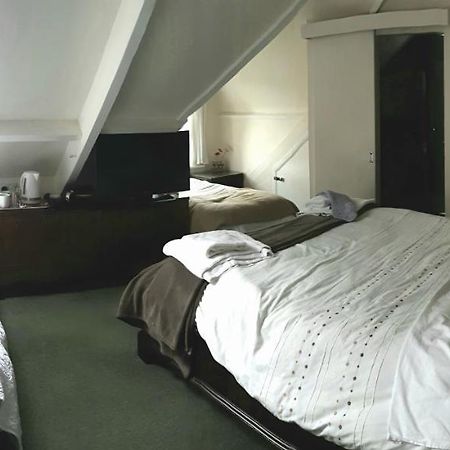 The Adelphi Bed & Breakfast Newcastle upon Tyne Exterior photo
